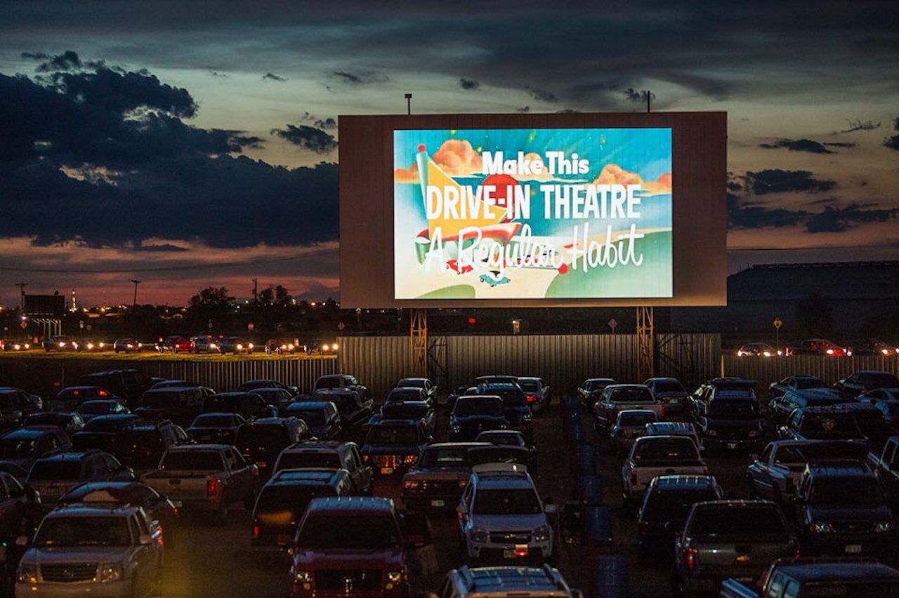 Drive-in-movie-theater-with-cars.jpg